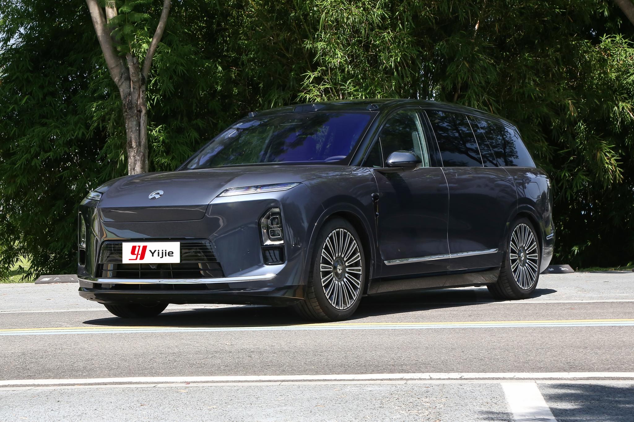 NIO ES8 2026 Five-Seat Executive Luxury Edition | 655 km Electric SUV